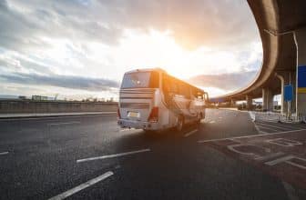 Qu'est-ce qu'un autocariste ? Tout ce que vous devez savoir !